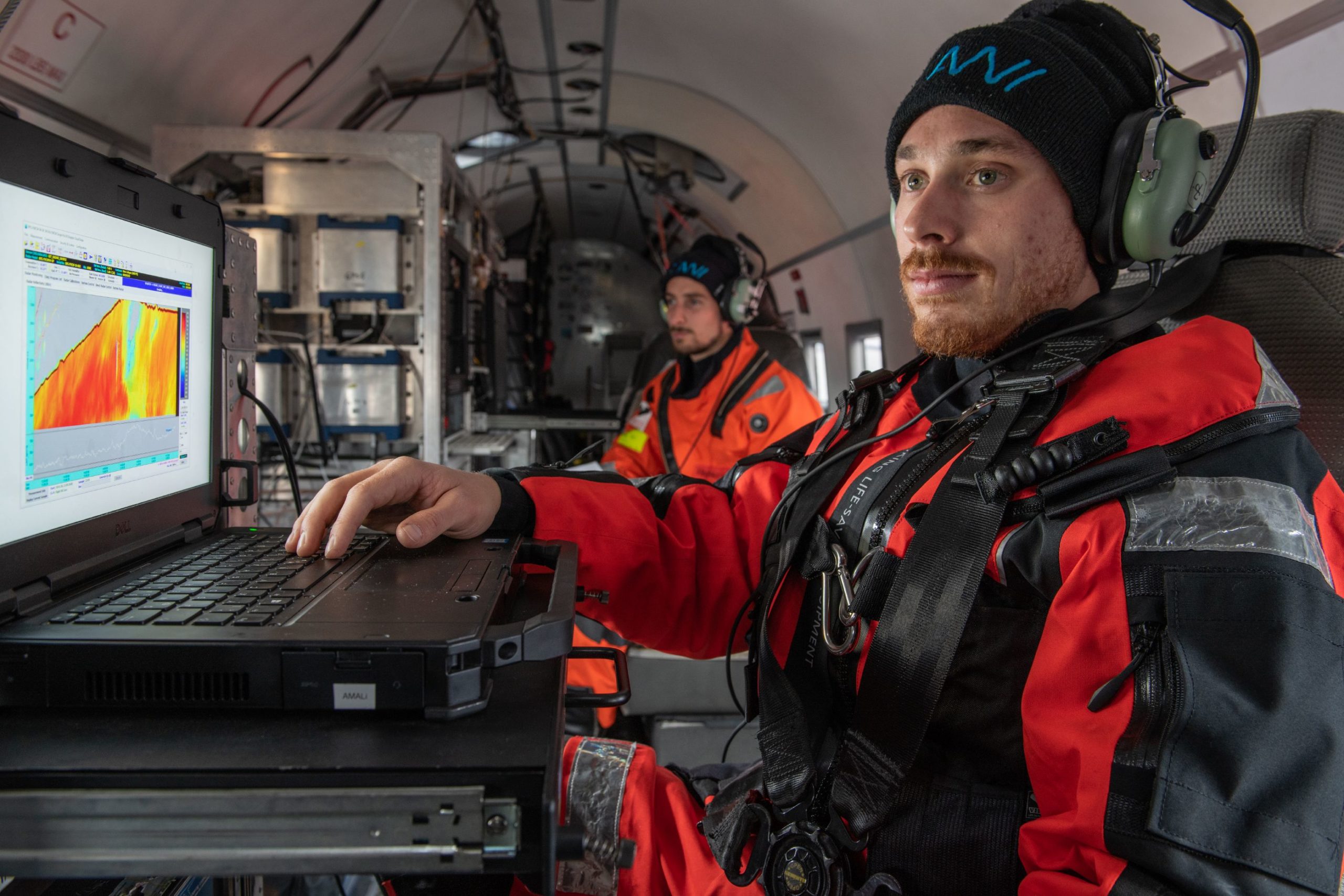 Portarit of Manuel Moser (r) from DLR and Hannes Probst (l) from AWI in Polar 5 research aircraft.