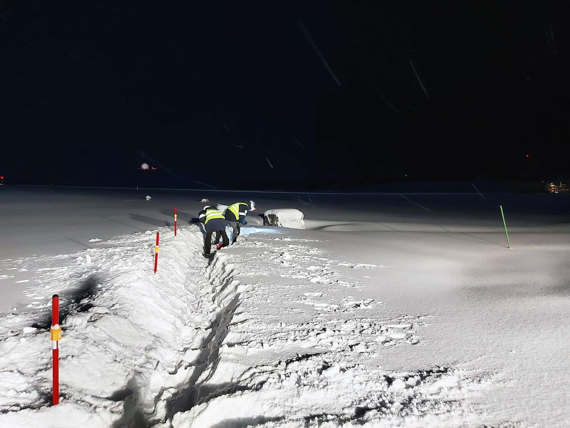 Beluga Arktis tiefer Schnee Klimaforschung (AC)3